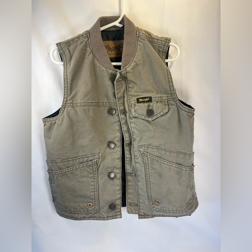 Wrangler Boys Gray Quilted Vest with Pockets